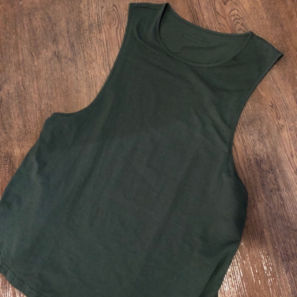Alphalete Cut Off